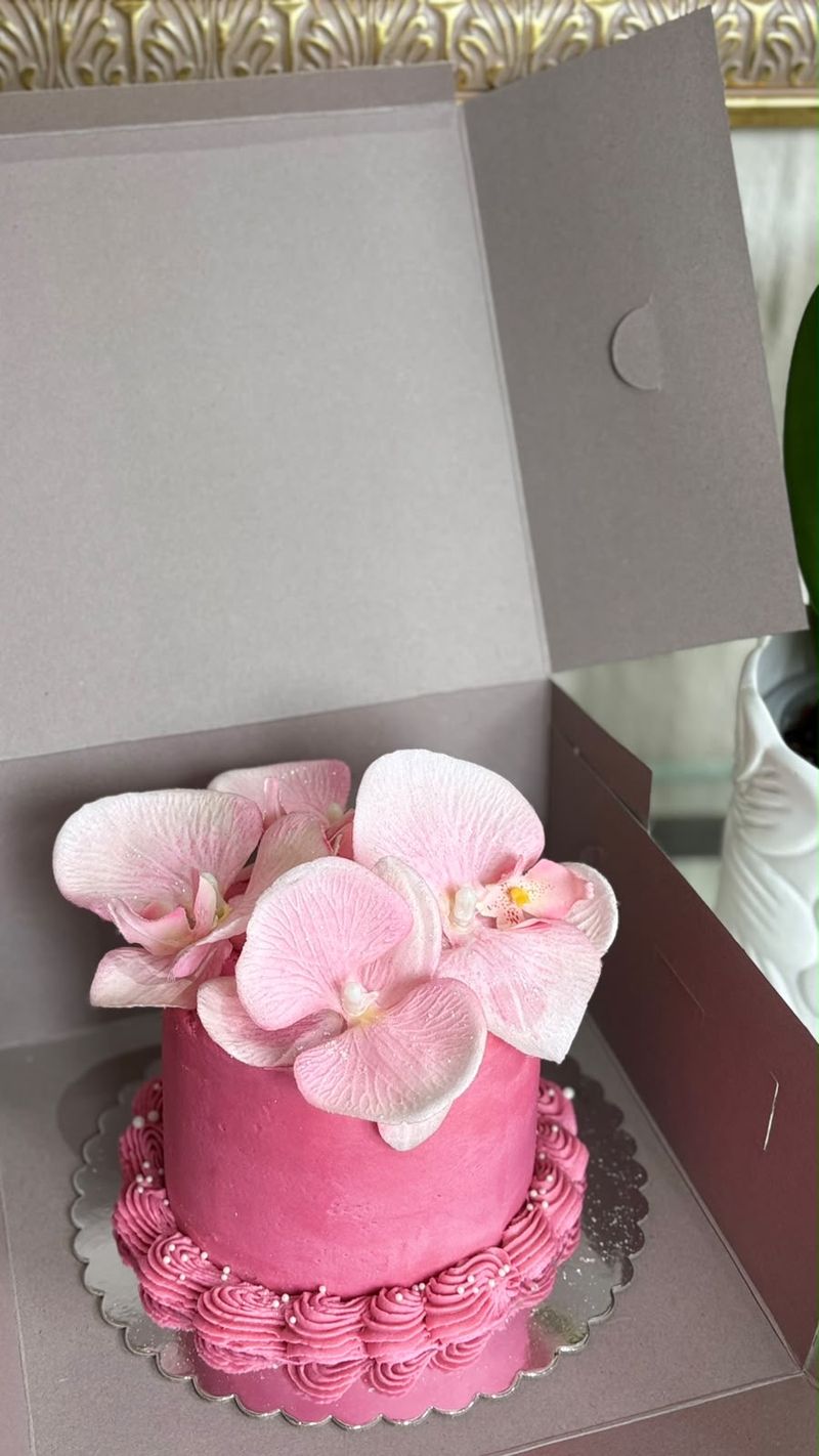 Orchid Celebration Cake